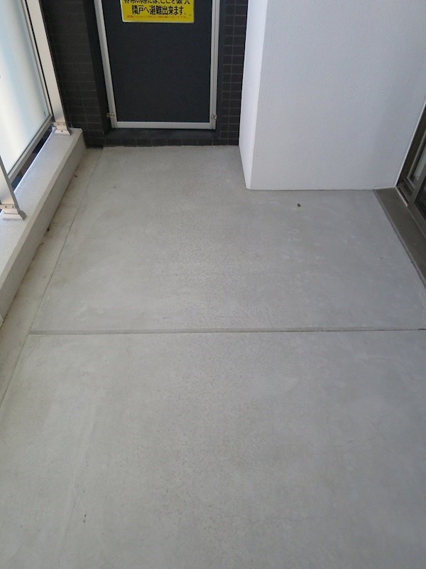 バルコニー　★仲介手数料は賃料の半月分★