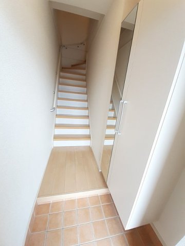 玄関　シューズボックス付きの玄関です★