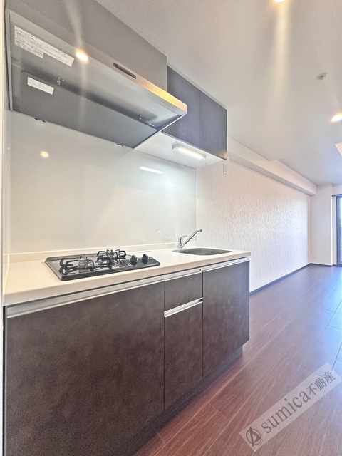 キッチン　ガス２口コンロ完備♪