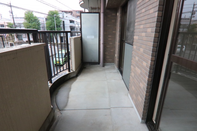 バルコニー　※別部屋の参考写真となります。現状優先です。