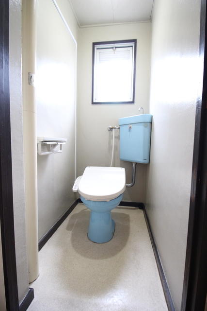 トイレ　洗浄機能付き便座完備★