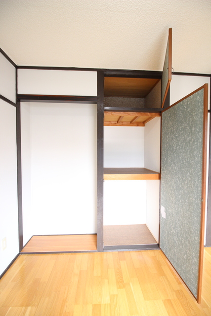 収納　洋室４．５帖の収納スペース★