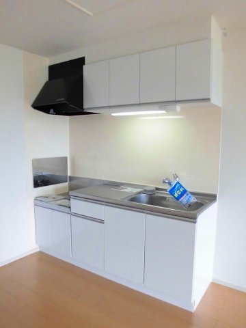 キッチン　【アウローラIII】キッチンでお料理をお楽しみください