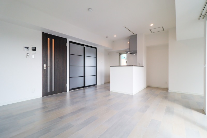 居室・リビング　図面と現状に相違がある場合には現状を優先