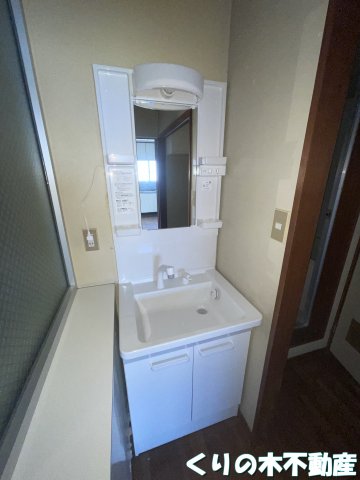 洗面設備　洗面所です