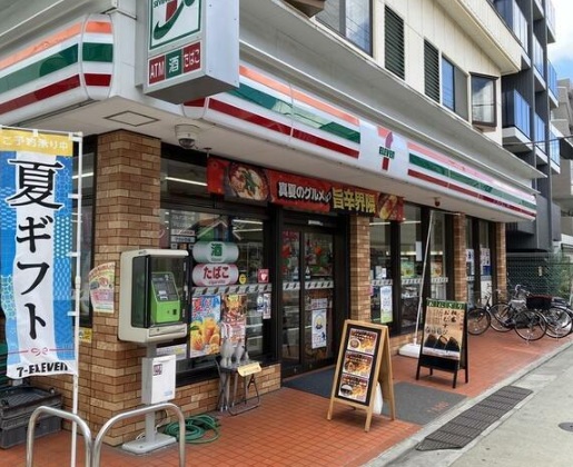 コンビニ　セブンイレブン大田区蒲田本町2丁目店（コンビニ）まで186m