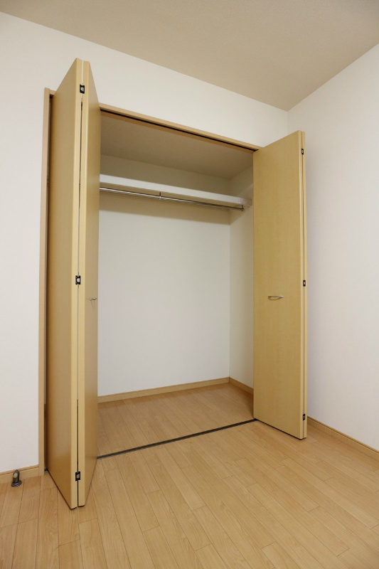 収納　※別号室の写真です。ウォークインクローゼット♪
