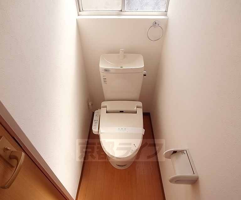トイレ　ウォシュレットトイレです