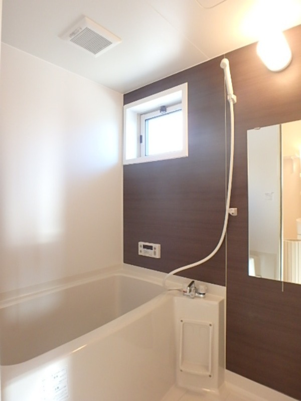 バス・シャワールーム　図面と現状に相違がある場合には現状を優先