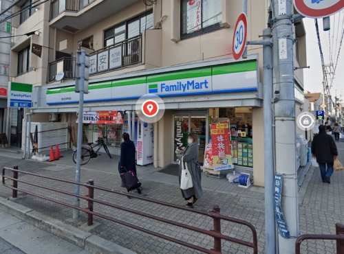 コンビニ　ファミリーマート 垂水区役所前店（コンビニ）まで144m