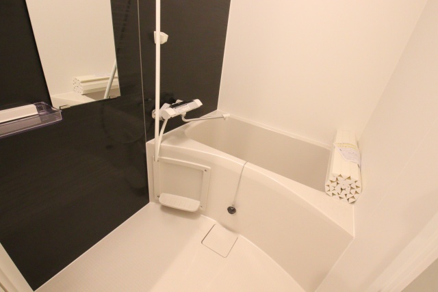 バス・シャワールーム　※別室の参考写真の為、現況優先です。