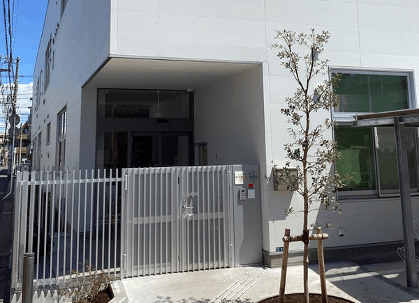 幼稚園・保育園　南八幡さくら保育園（幼稚園・保育園）まで151m