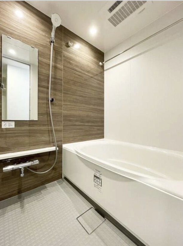 バス・シャワールーム　バス