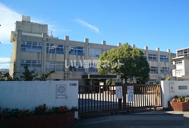 小学校　福岡市立内浜小学校（小学校）まで470m