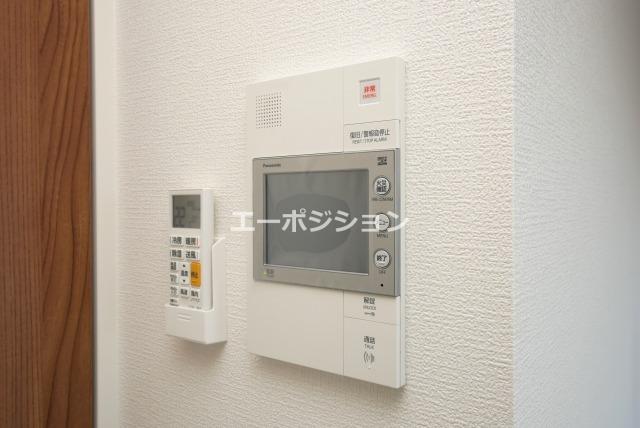 セキュリティ　セレニテ難波ミラク参番館