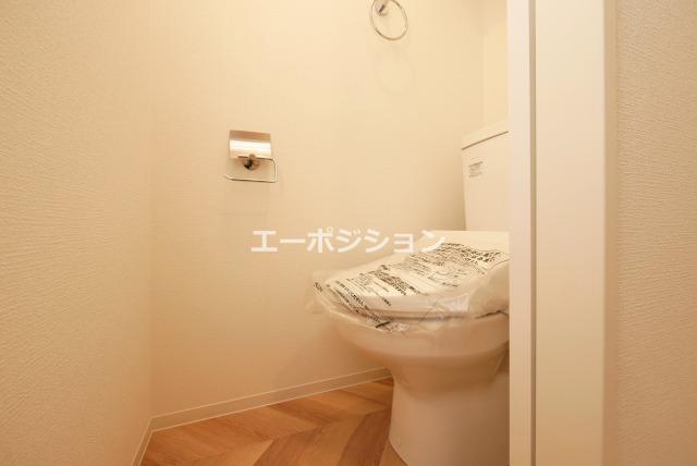 トイレ　セレニテ難波ミラク参番館