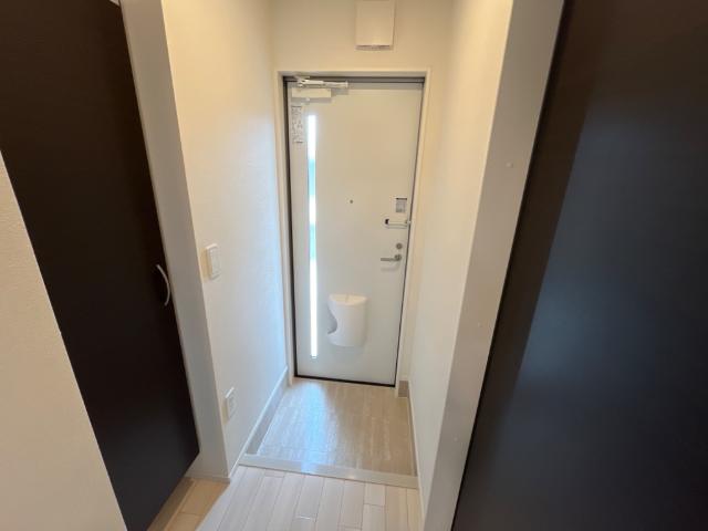 玄関　玄関（イメージ）