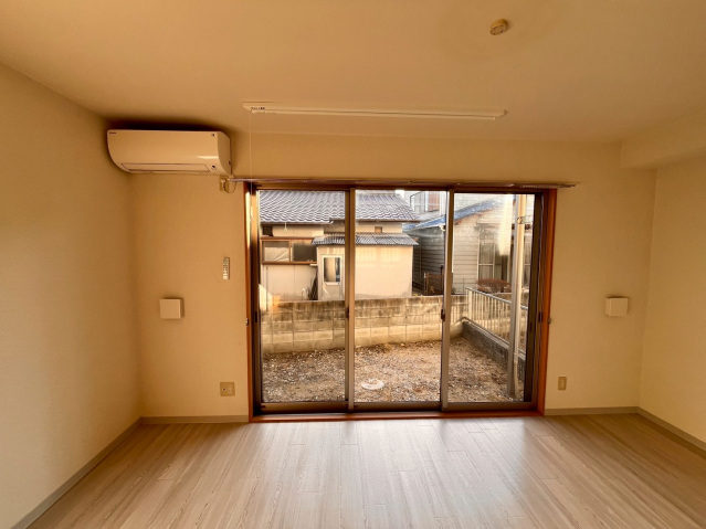 居室・リビング　リビング広めです♪