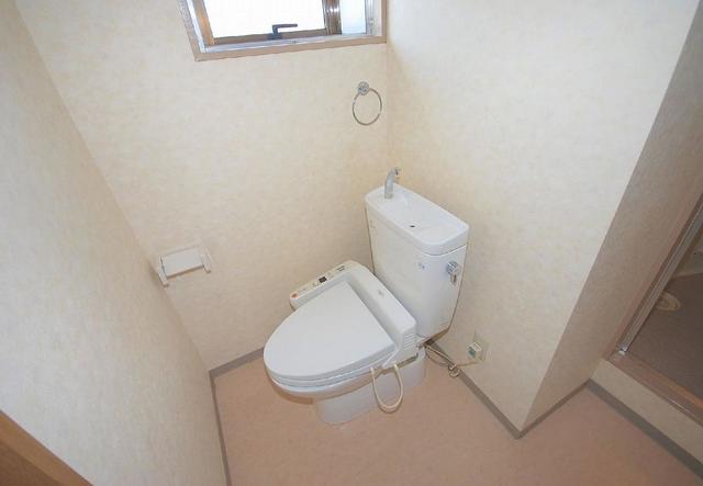 トイレ　トイレ