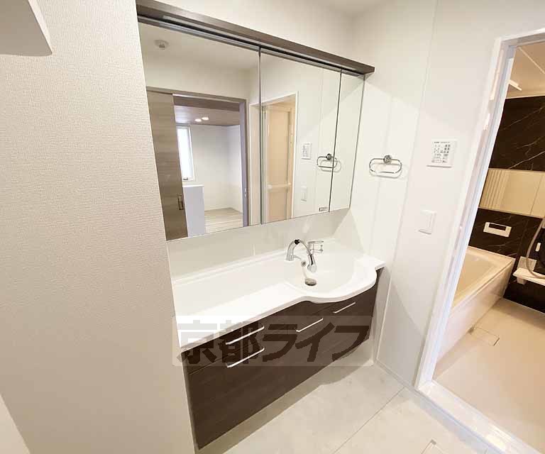 洗面設備　独立洗面台