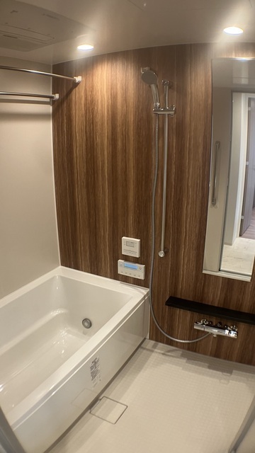 バス・シャワールーム　浴室乾燥機・ミストサウナ・追焚機能付