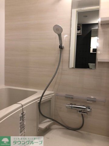 バス・シャワールーム　バス