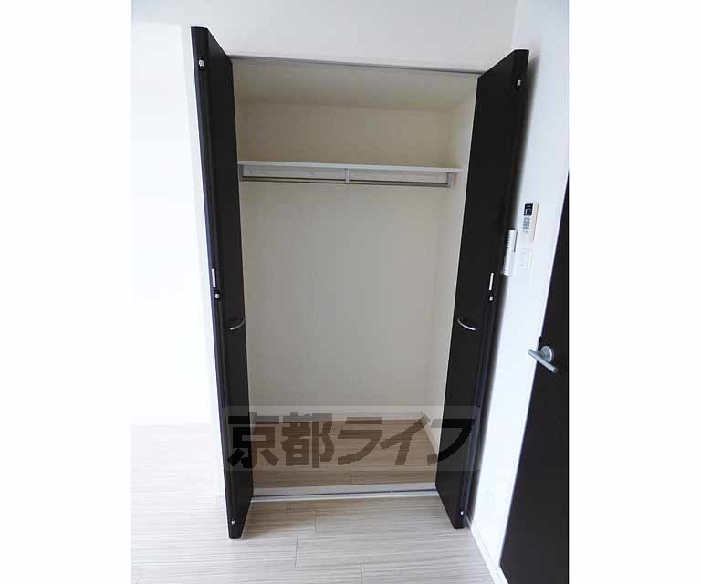 収納　広々とした収納です。