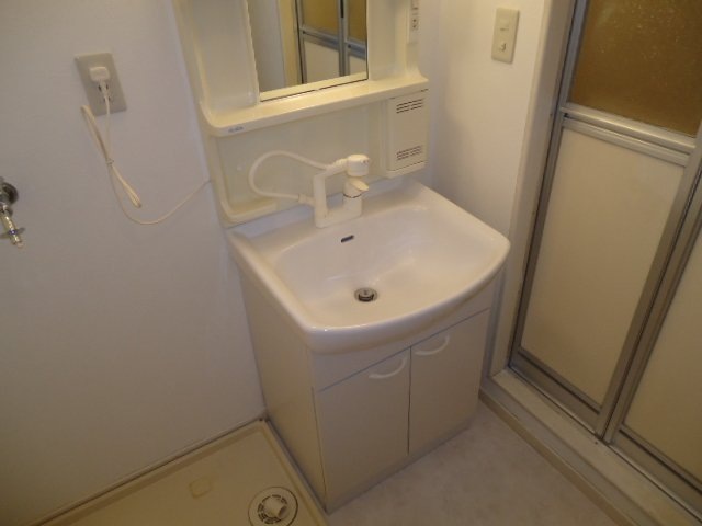 洗面設備　※別室の参考写真の為、現況優先です。