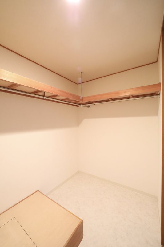 収納　ウォークインクローゼット