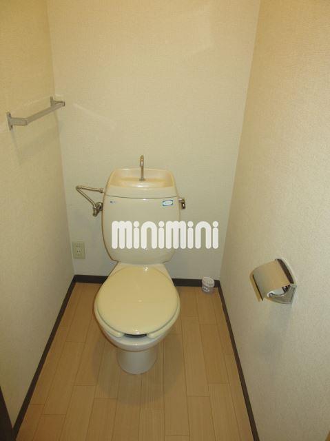 トイレ　清潔感あるトイレ