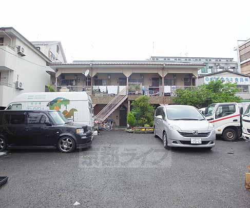 建物外観　西浦中公園のすぐ傍の物件・