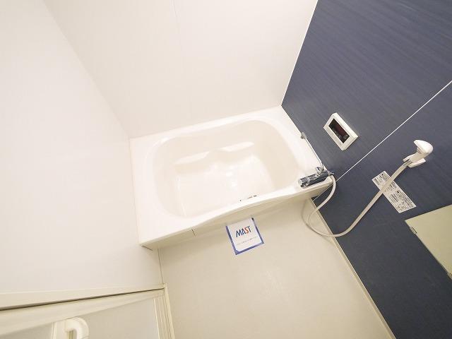 バス・シャワールーム　ゆったり過ごせるお風呂です