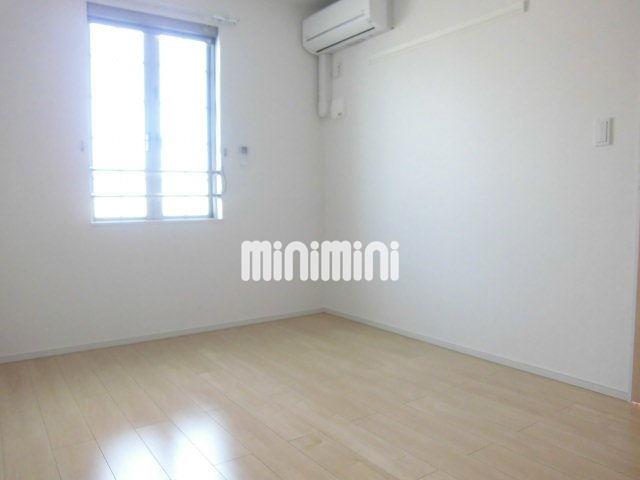 その他部屋・スペース　北側洋間にエアコンがついています。
