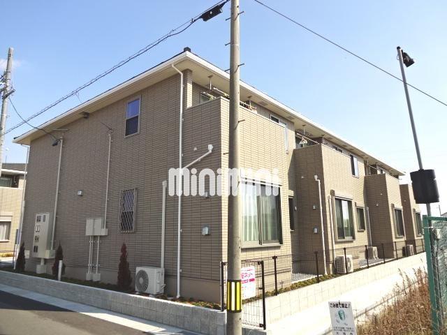 建物外観　１階はサンルーム付きです。