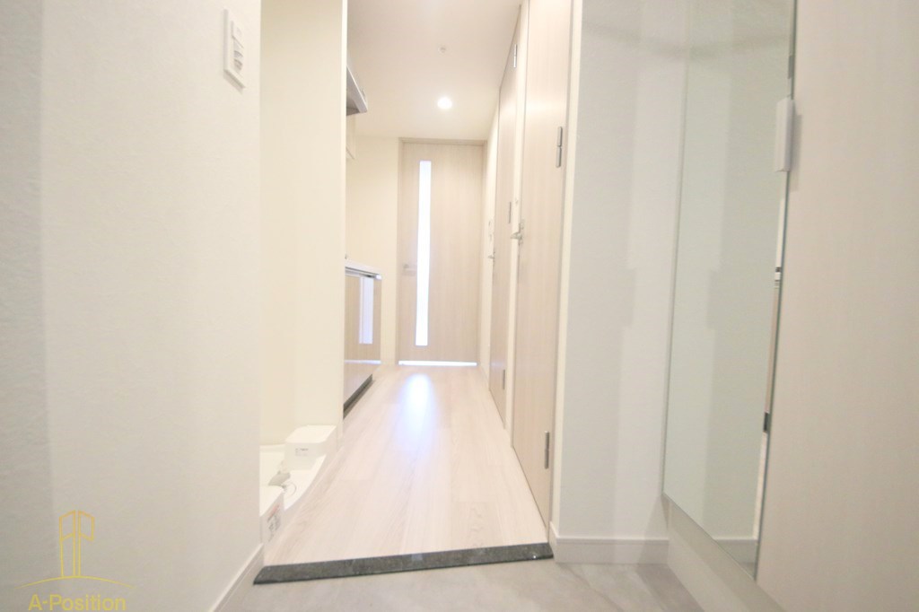 玄関　プレサンスOSAKA東成中本ハ―ヴィル