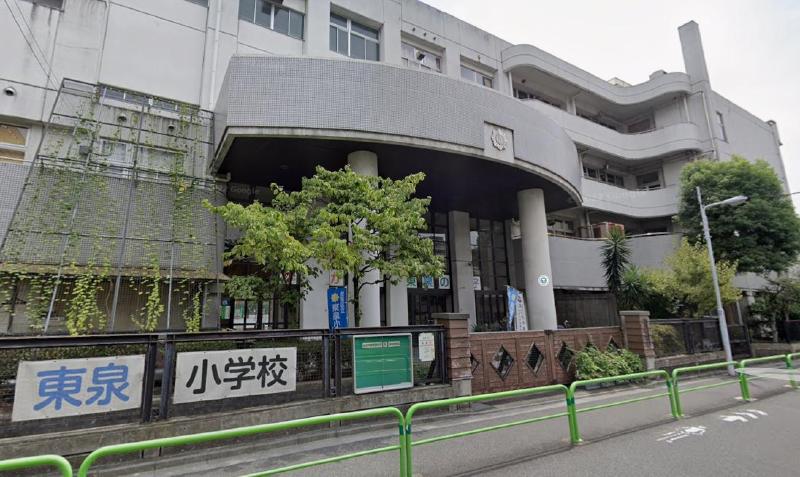 小学校　小学校（小学校）まで800m