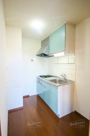 キッチン　2口コンロ・グリル付のシステムキッチンです♪