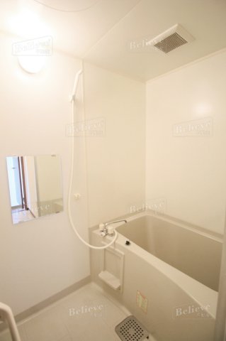 バス・シャワールーム　きれいなお風呂です♪