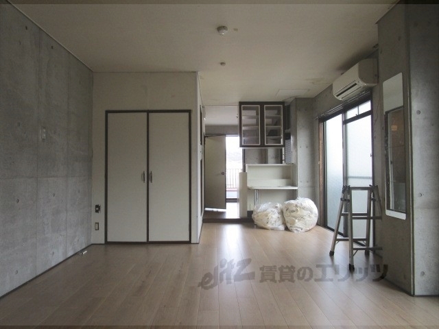 居室・リビング　洋室