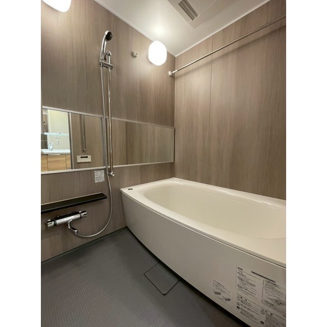 バス・シャワールーム　別号室参照写真※反転タイプ