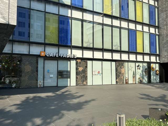 飲食店　カフェファディ ふくぎん北九州店（飲食店）まで210m