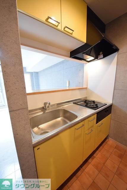 キッチン　おしゃれな対面システムキッチン