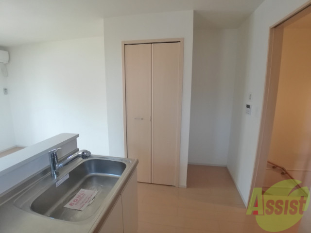 収納　収納は横幅があります。中が気になります。