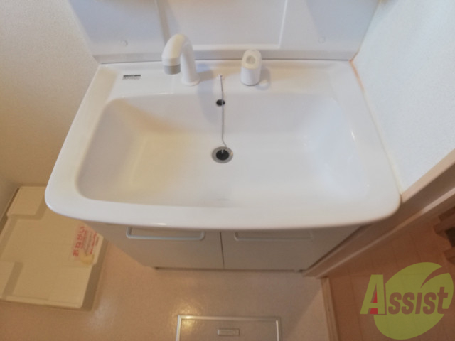 洗面設備　洗面はコチラでお願いします。朝の準備もバッチです。