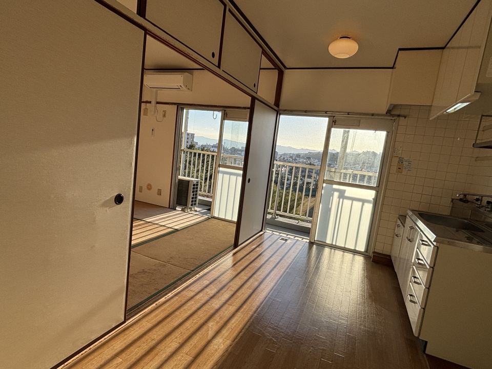 居室・リビング　日当たり良好