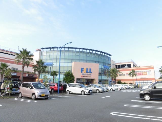 ショッピングセンター　湘南モールフィル（ショッピングセンター）まで820m