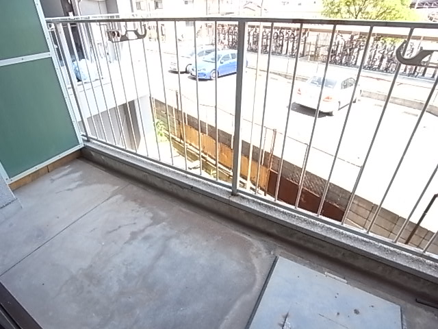 バルコニー　トイレ