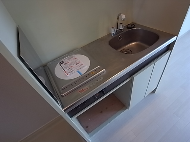 キッチン　洋室