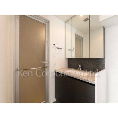 洗面設備　同タイプ14階のお部屋を撮影。仕様が異なることがあります。