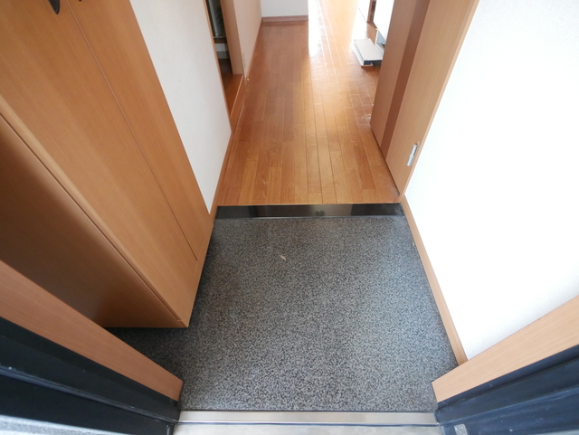 玄関　★ゆとりある玄関スペース★